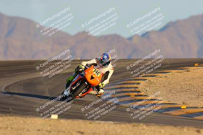 media/Dec-16-2023-CVMA (Sat) [[bb38a358a2]]/Race 13 Amateur Supersport Middleweight/